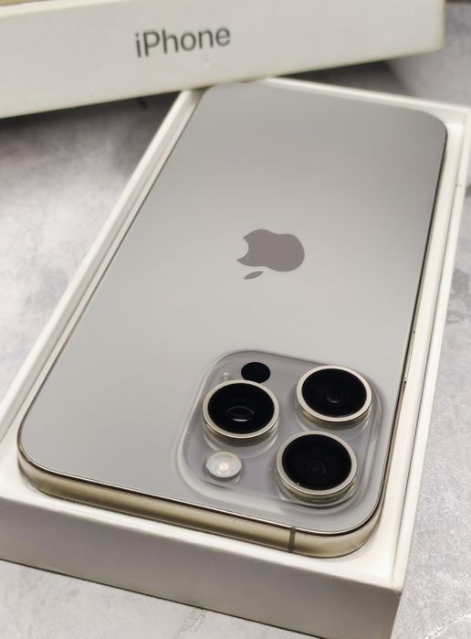 iPhone 15 Pro Max 256Gb