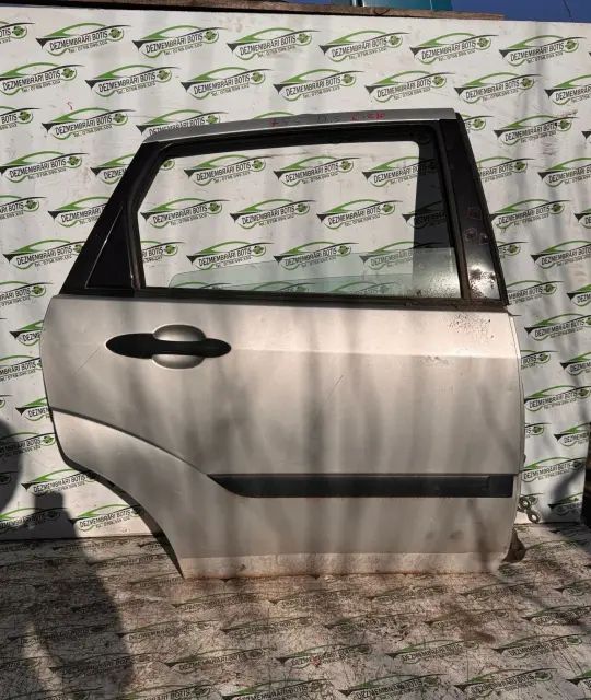 Usa dreapta spate Ford Focus 2001 1.6 MT (101 hp)