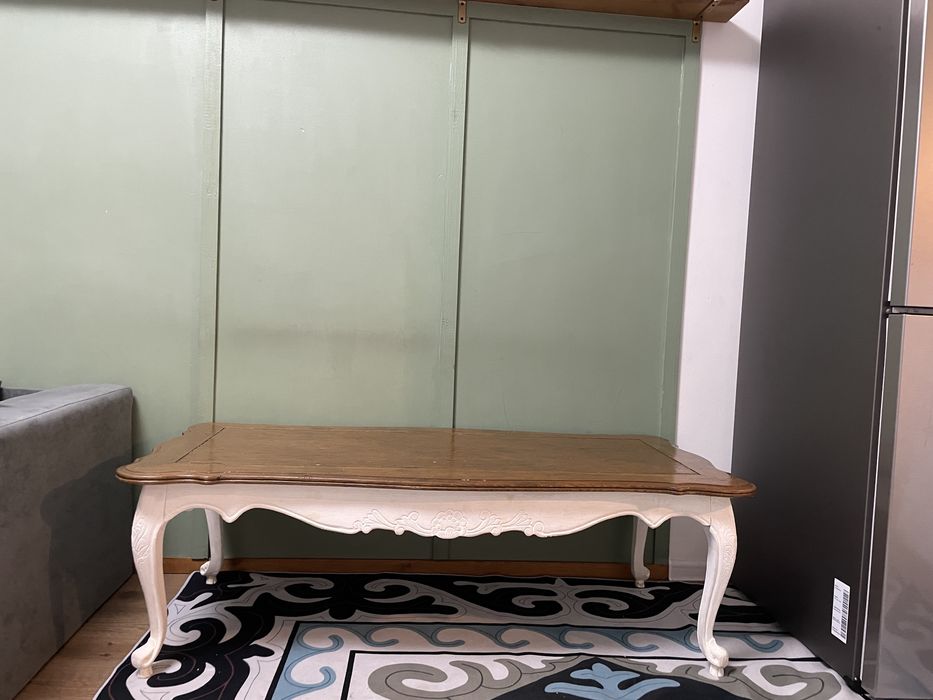 Столик  для гостиной б/у