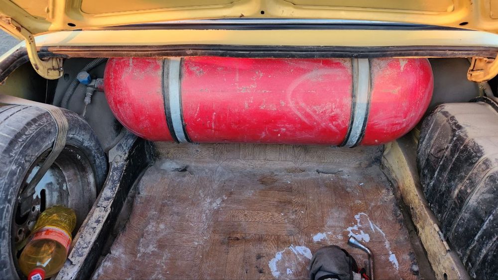 Vaz 2106 yili 1987 metanda