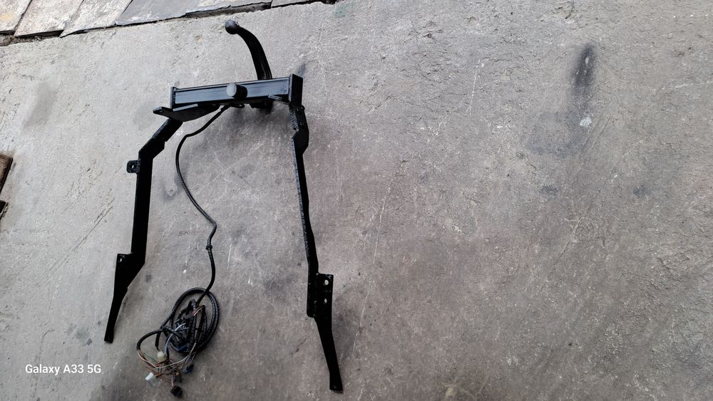 Продавам оригинален теглич за Peugeot 607/Пежо 607