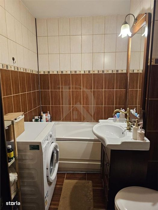 Pacurari - Petrom , apartament 1 camera , etaj 2, bloc cadre 1989