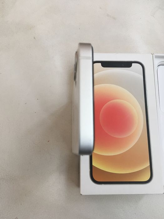 iphone 12 Mini ..128 gb