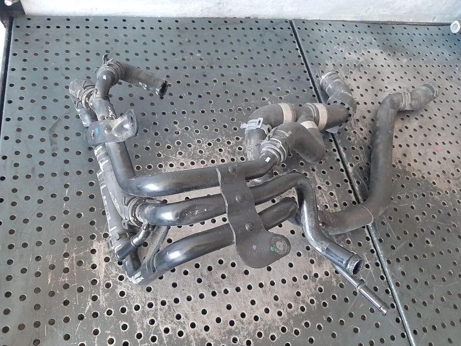conducta furtunuri apa 2.0 tdi dfg  vw touran 5t1 2016  04l121064ar