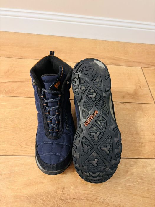 Продам мужские утепленные ботинки Columbia Firecamp Boot.