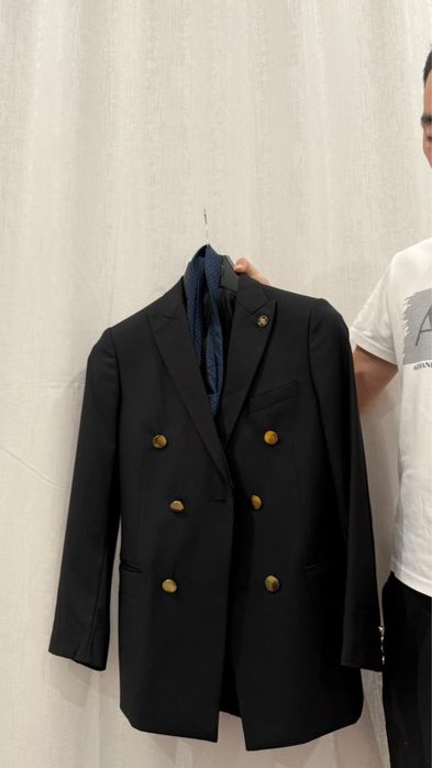 Классический костюм