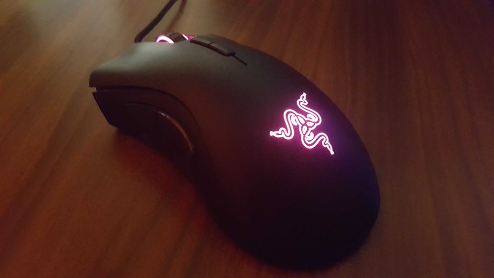 Чисто НОВА мишка Razer Deathadder Elite Gaming, Геймърска Ергономична