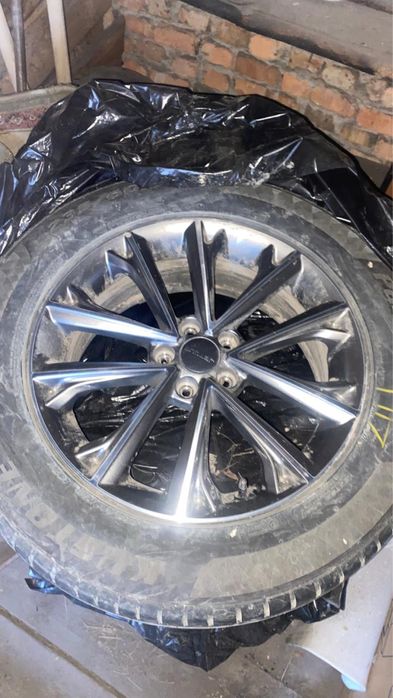 Продам комплект оригинальных дисков Jetour