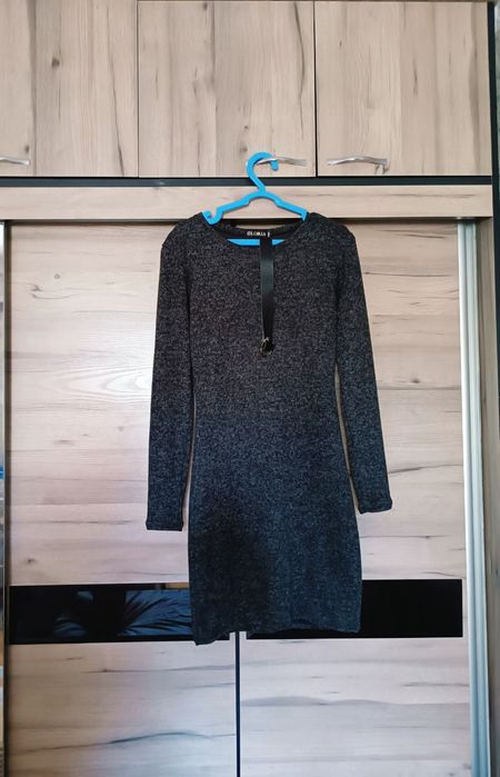 Платье женское с ремнём размер S 44