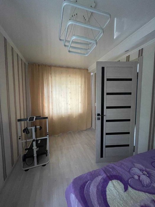 продам  2 комнатную квартиру