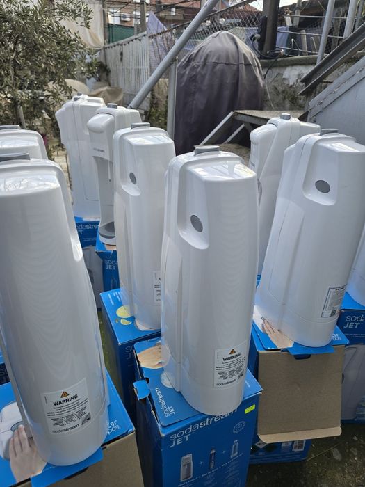 Машина за газирана вода "sodastream'