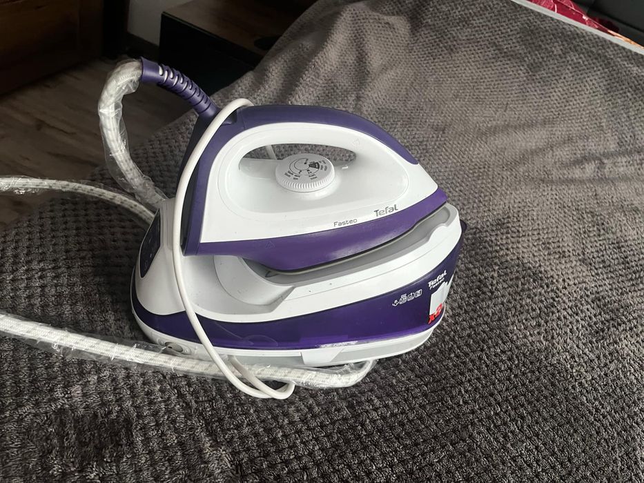 Statie de calcat Tefal