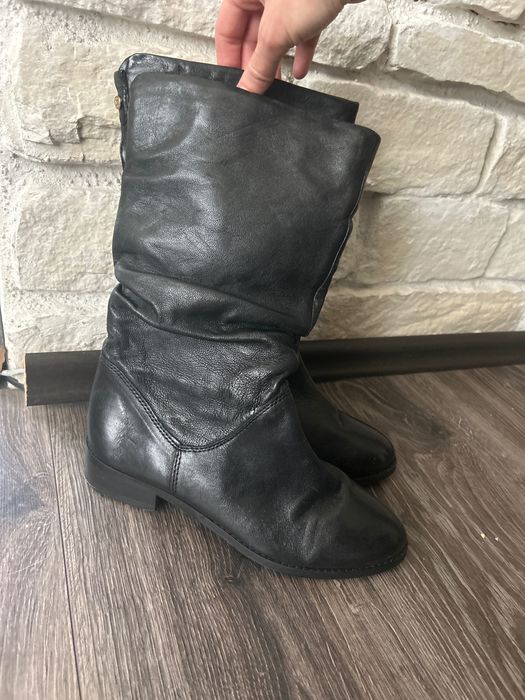 Черни боти марка Dune