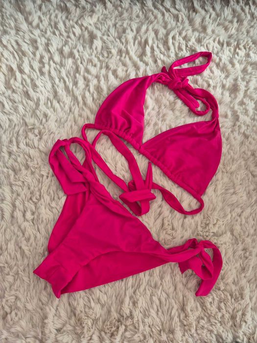 Бански Paramidonna, Calzedonia, H&M, Mango, Cider, Wonderland и други.