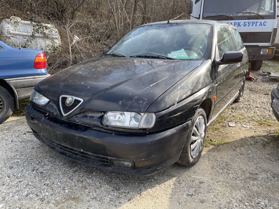 Alfa Romeo 145 1.6ts На Части