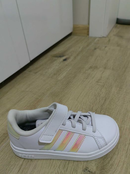 Маратонки Adidas