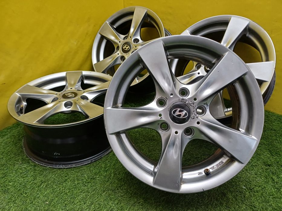 Диски R15 5x114.3 на Hyundai и другие.