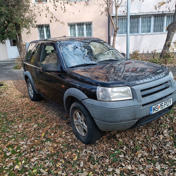 Land Rover Freelander 1.  An fabricatie 2001.     Benzina+ gpl. 1800 c