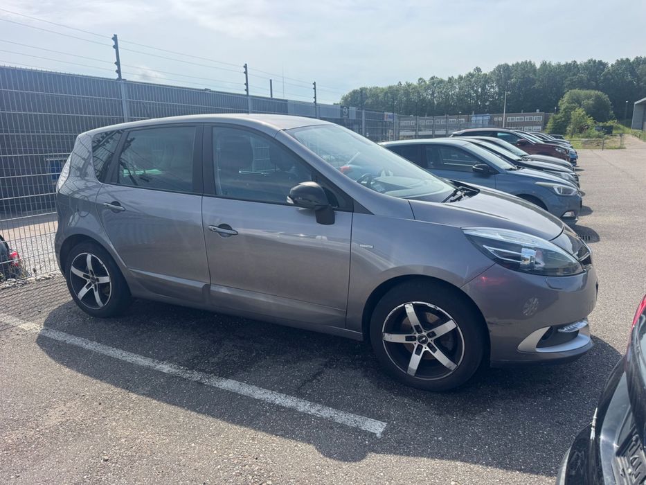 RENAULT Scenic 2016 — imagine 4