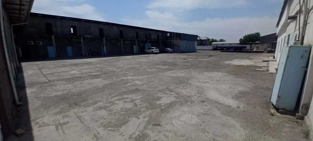 Продаётся 2 га производственная база.