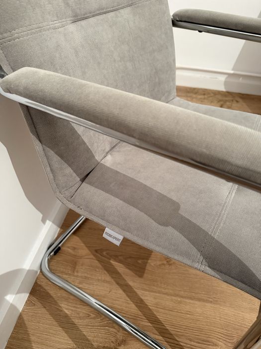 Scaune bucatarie sau living