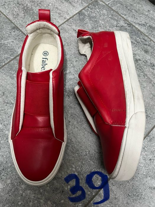 Продам обувь женскую