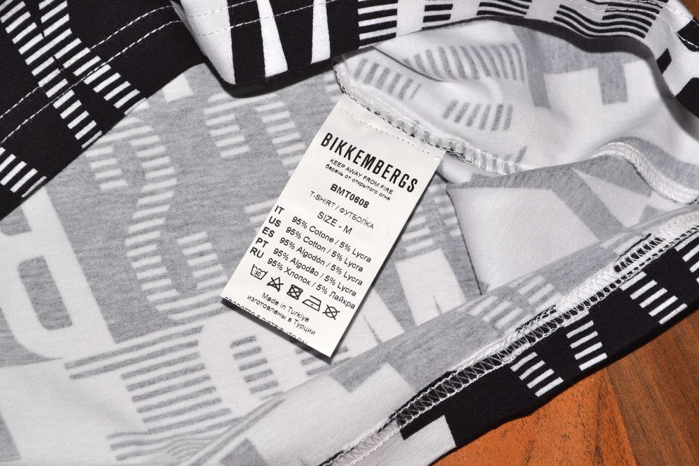 Bikkembergs - мъжки тениски, размери М , L