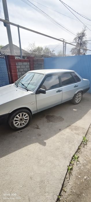 Продам ваз 21099