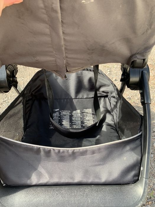 Коляска прогулочная Joie