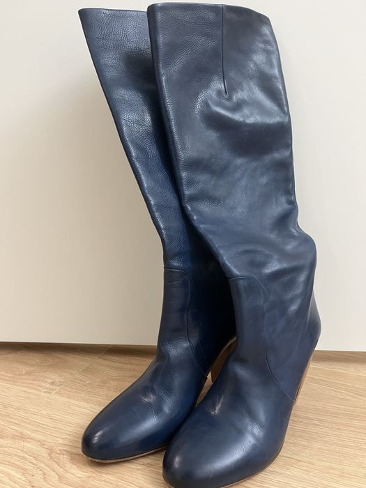 Продам женские сапоги