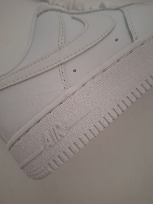 Vând Sneackers Nike Air force1 marimea 36, noi, in cutie