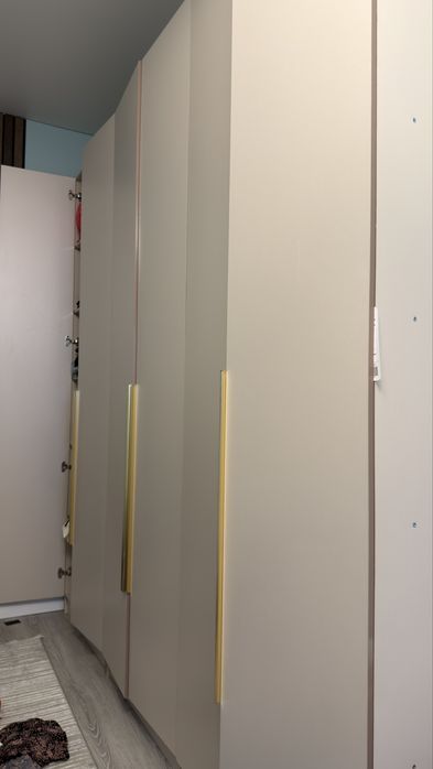 Срочно Мебель продам спальни