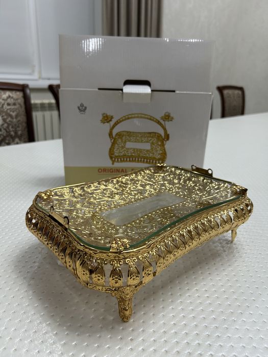 Продам вазы фруктовницу, и на подарки