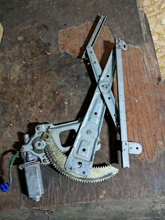 Запчасти субару: Гур шестерни итд.