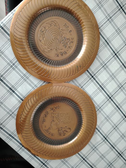 Медни чинии за стена със две зодии