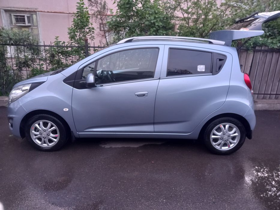 Chevrolet Spark 2017 — 2