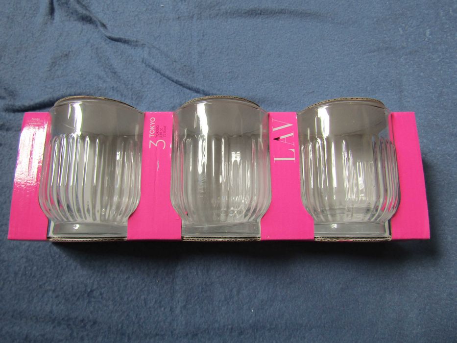 Стъклени чаши LAV