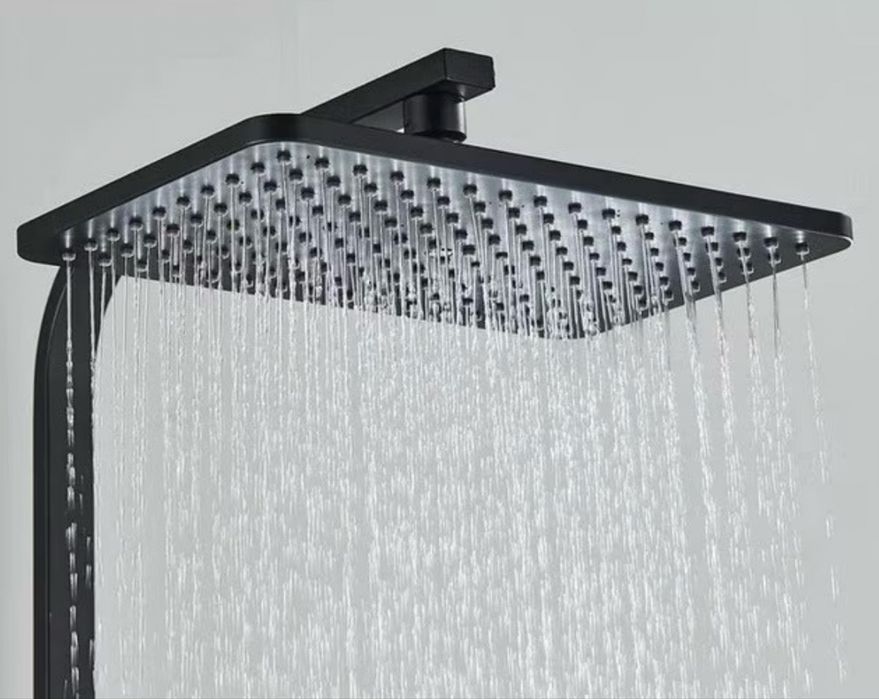 Set coloana de Dus Premium cu Design Elegant in negru si auriu