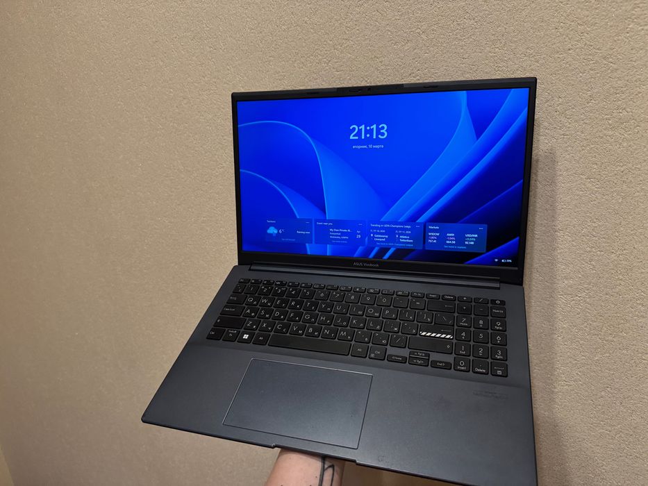 Ноутбук ASUS Vivobook Pro15 AMD Ryzen 7/5800