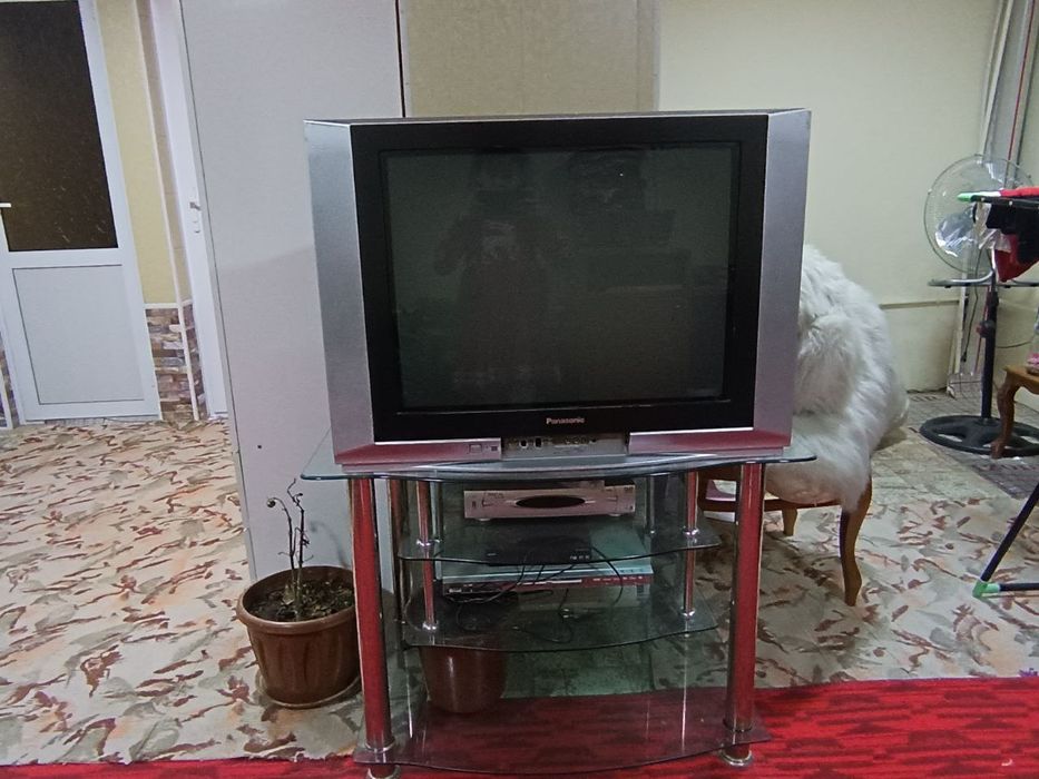 Телевизор Panasonic продам