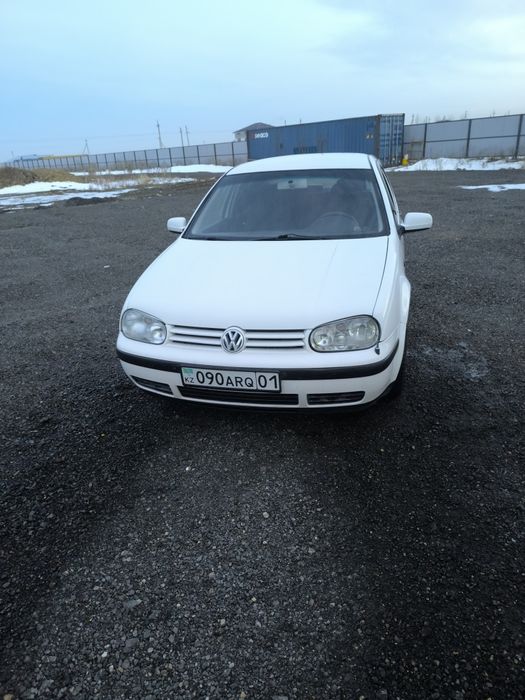 Гольф 4 в хорошем состоянии.