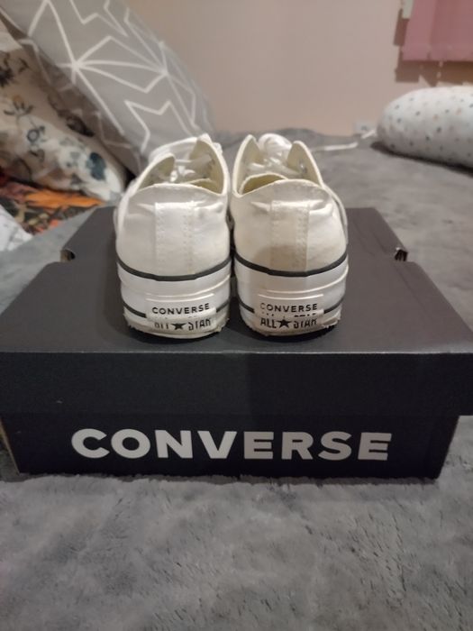 Оригинални кецове converse Chuck Taylor.
Размер 36 
Цена 50лв за чифт