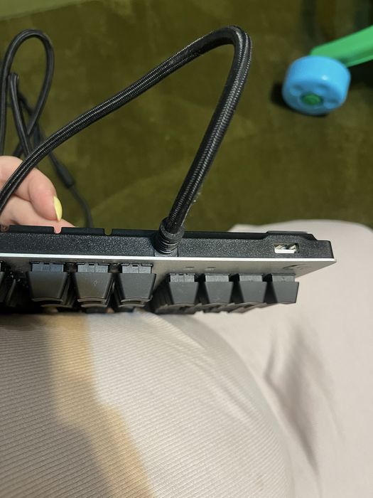 Vand tastatura Logitech G413 silver