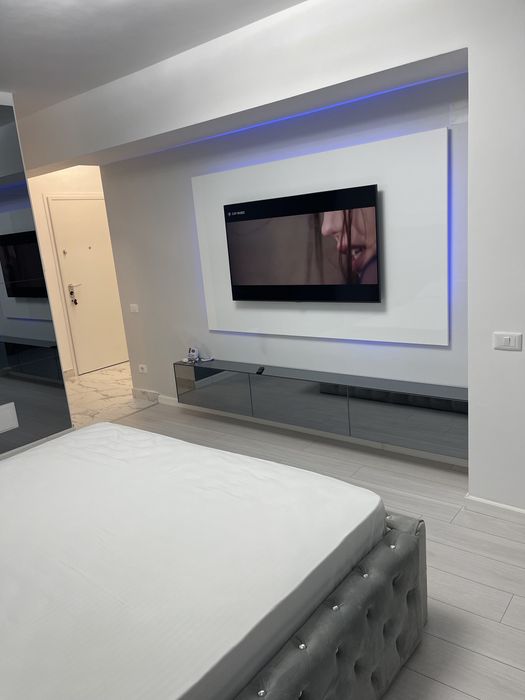 Închiriez garsonieră modernă – High Class Residence | 425 € negociabil
