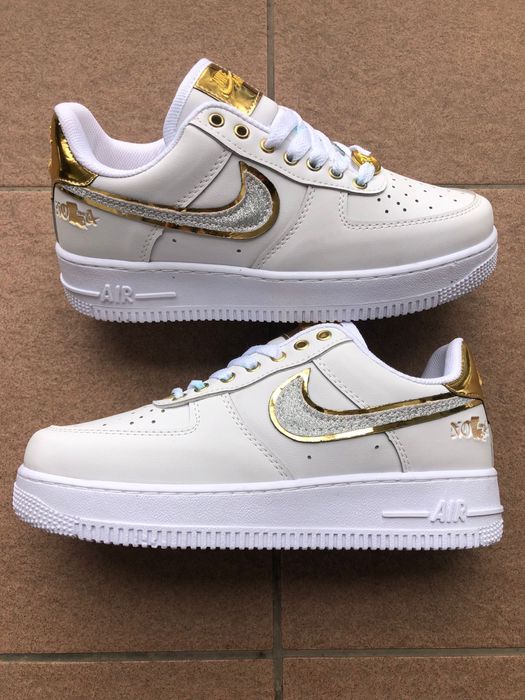 Adidasi Nike dama alb