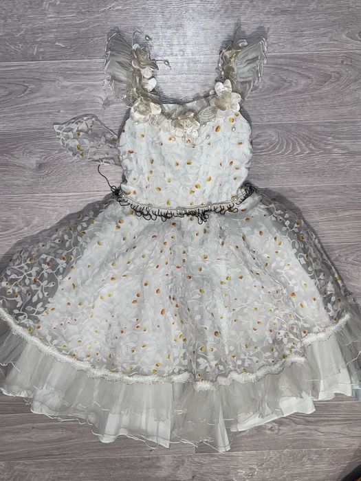 Белое платье для девочки