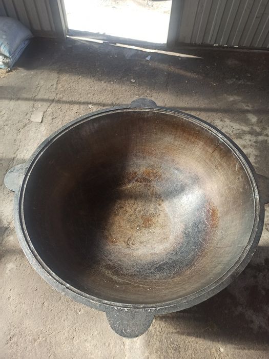 Продам казаны  60л 30л