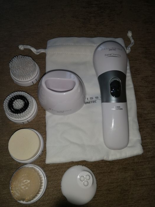 Щеточка для лица