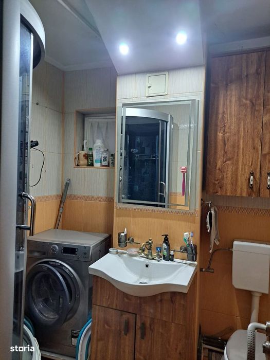 Apartament 3camere Craiovita,75 mp,3/10 cu lift