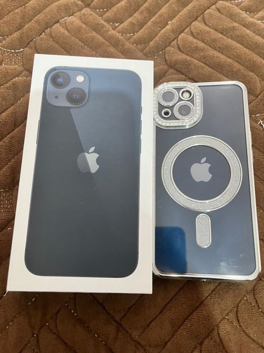 Продам айфон 13 128гб